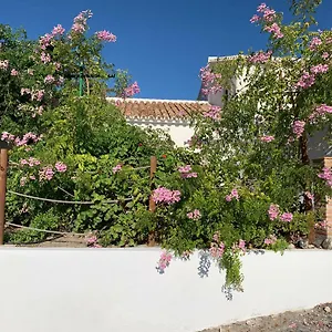 La Casita Blanca- La Almona Chica Lantställe
